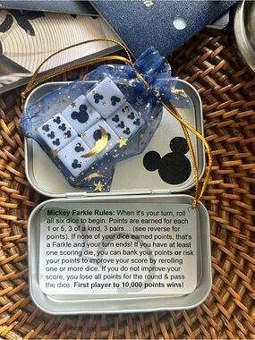 Mickey Mouse Dice Travel Tin Farkle Game New